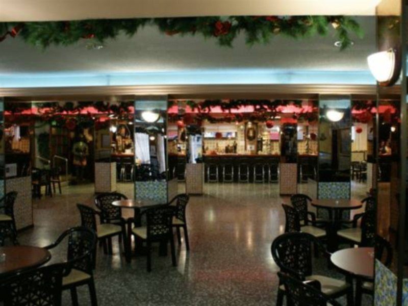 Vegas Hotel 2*